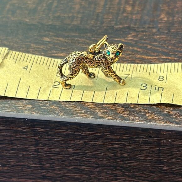 JOAN RIVERS Noah’s Ark Charm - Picture 3 of 4